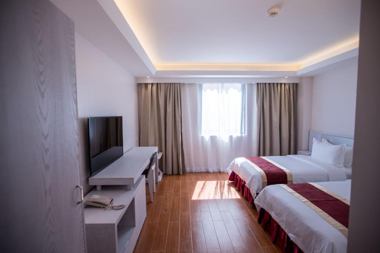 Hotel Americano Garapan Dış mekan fotoğraf