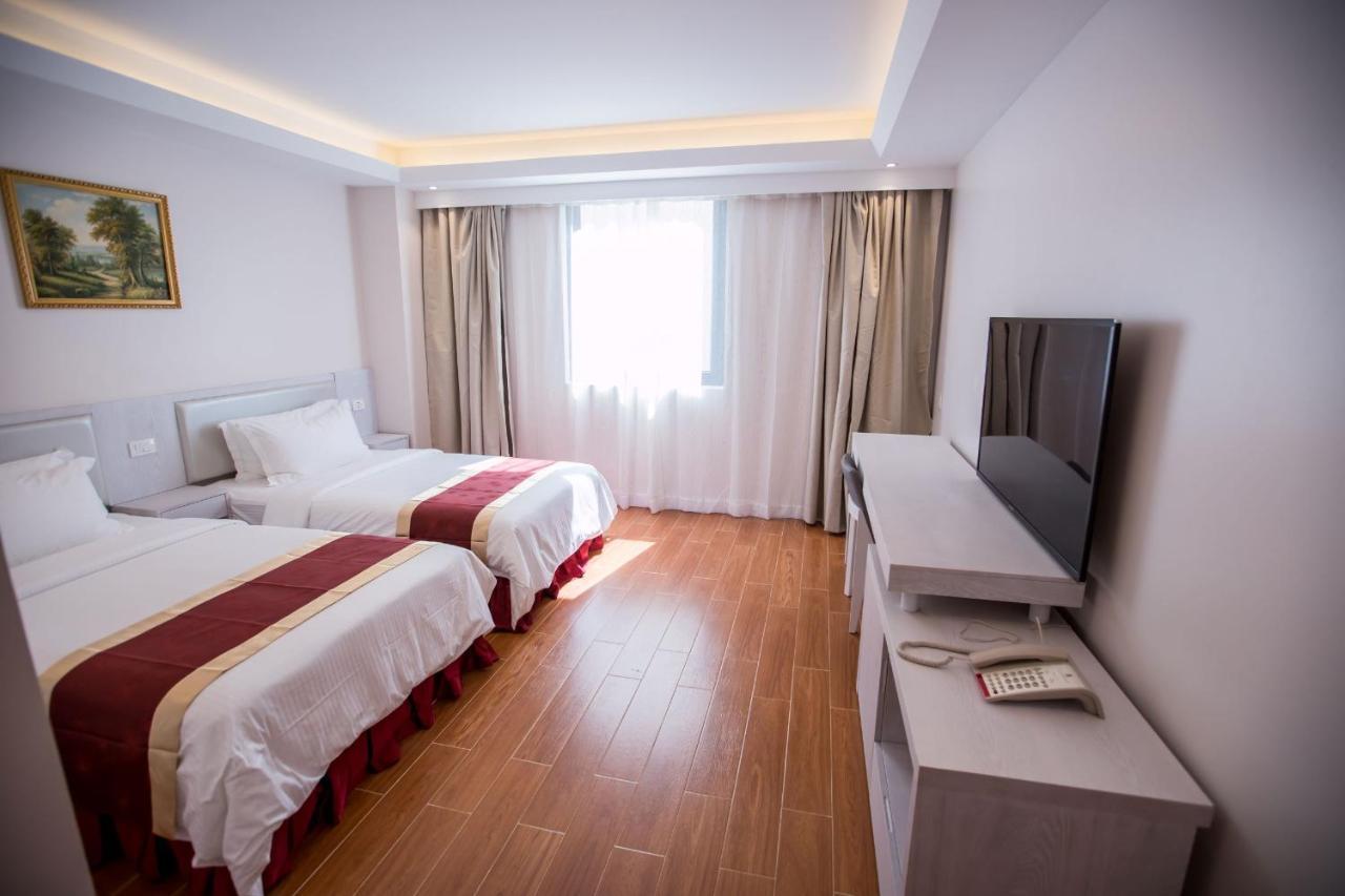 Hotel Americano Garapan Dış mekan fotoğraf